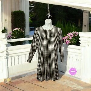 Hudson North, Elegant Houndstooth Plus Size
Dress, 1X, Black & Cream